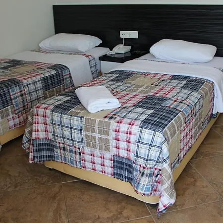 Le Moral Otel