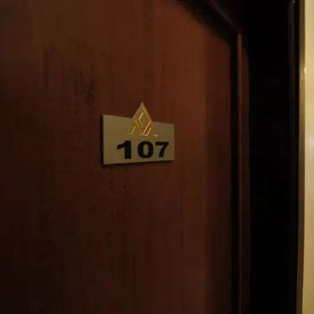 Le Moral מלון אלאניה