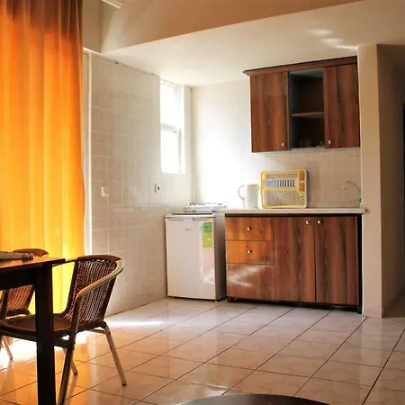 Le Moral 阿拉尼亚